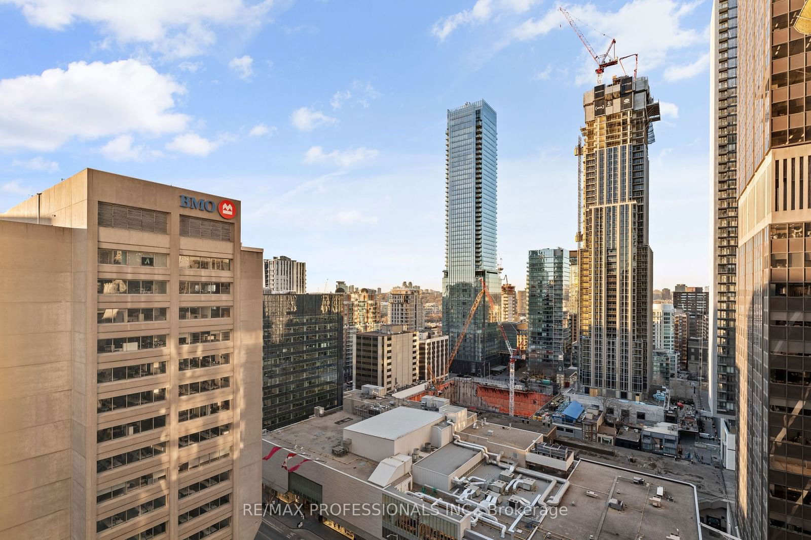 35 Balmuto St, unit 2104 for sale - image #14