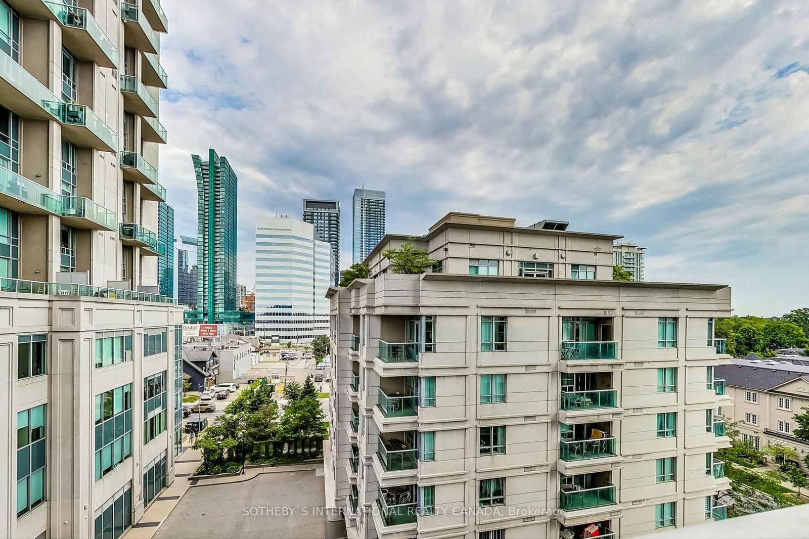 16 Harrison Garden Blvd, unit 601 for sale - image #22