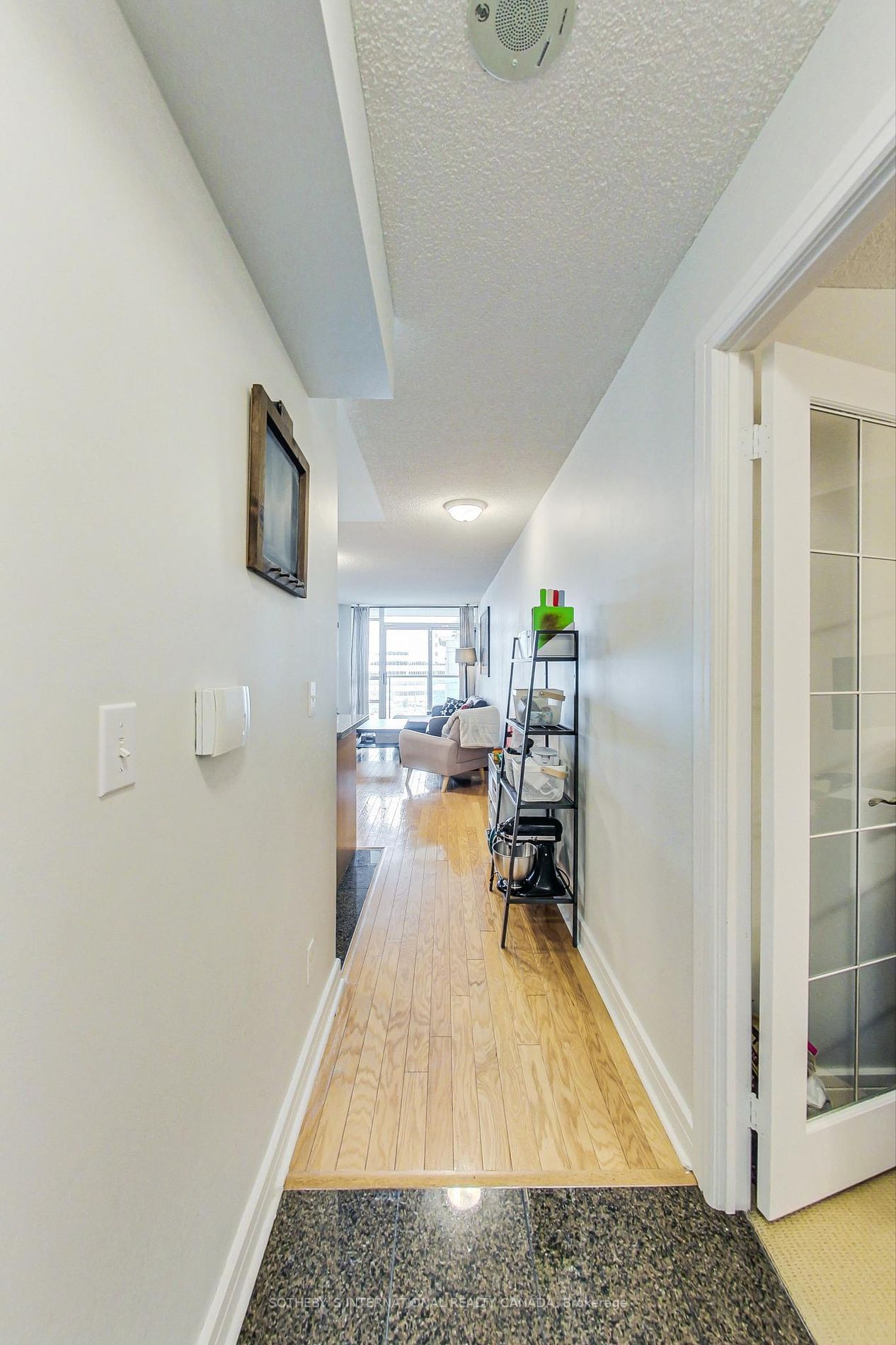 16 Harrison Garden Blvd, unit 601 for sale - image #4