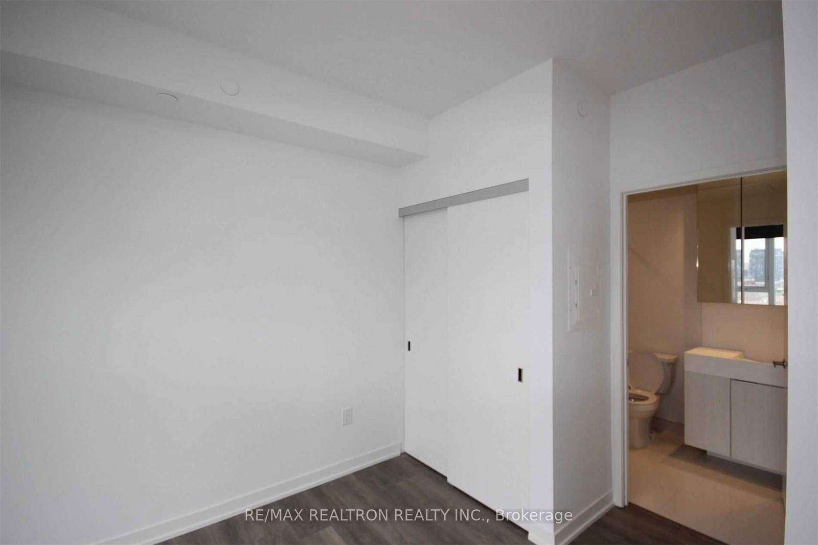 15 Lower Jarvis St, unit 1210 for rent - image #7