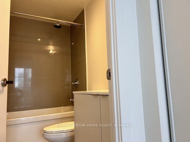 100 Harbour St, unit 5106 for rent - image #25