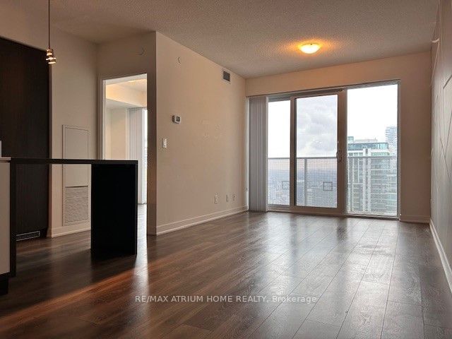 100 Harbour St, unit 5106 for rent - image #4