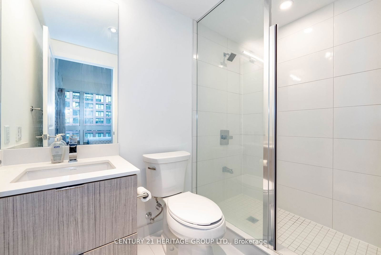 395 Bloor St E, unit 2102 for sale - image #15