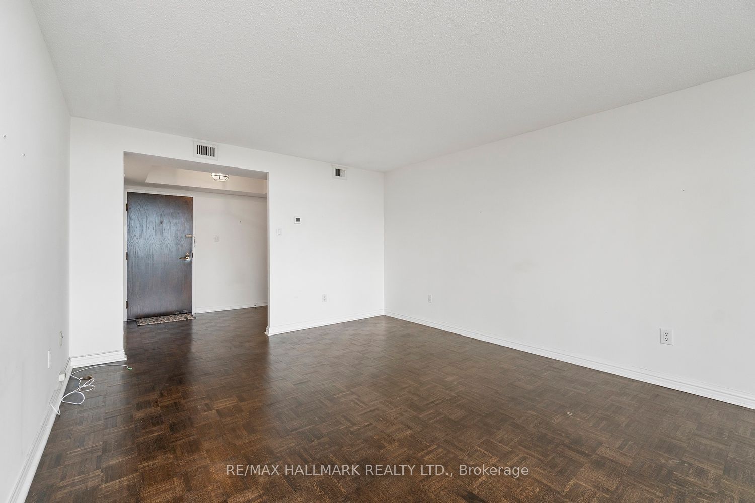 900 Yonge St, unit 902 for sale - image #13