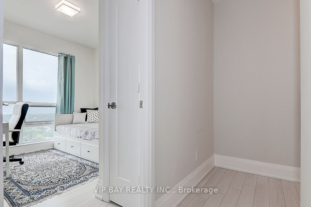 120 Harrison Garden Blvd, unit 2003 for sale - image #9