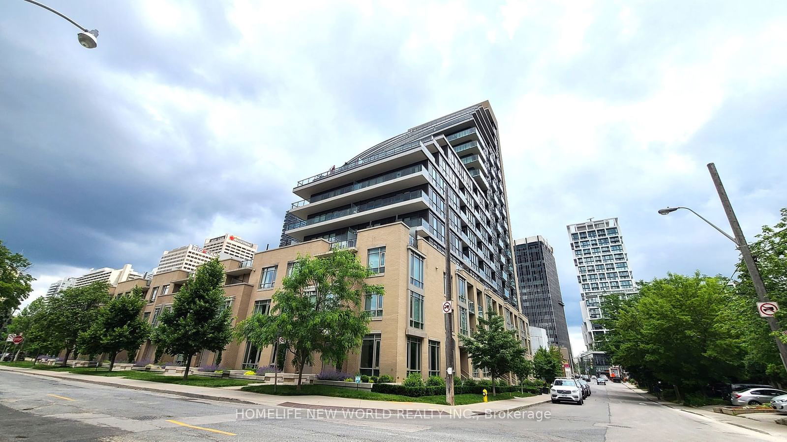 60 Berwick Ave, unit 316 for rent - image #1