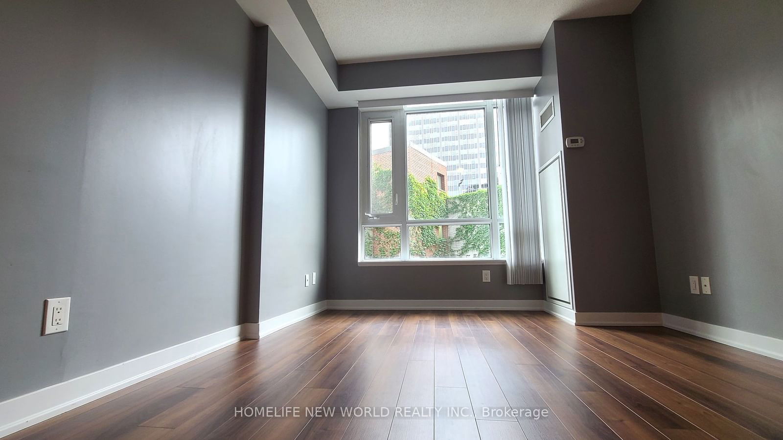 60 Berwick Ave, unit 316 for rent - image #4