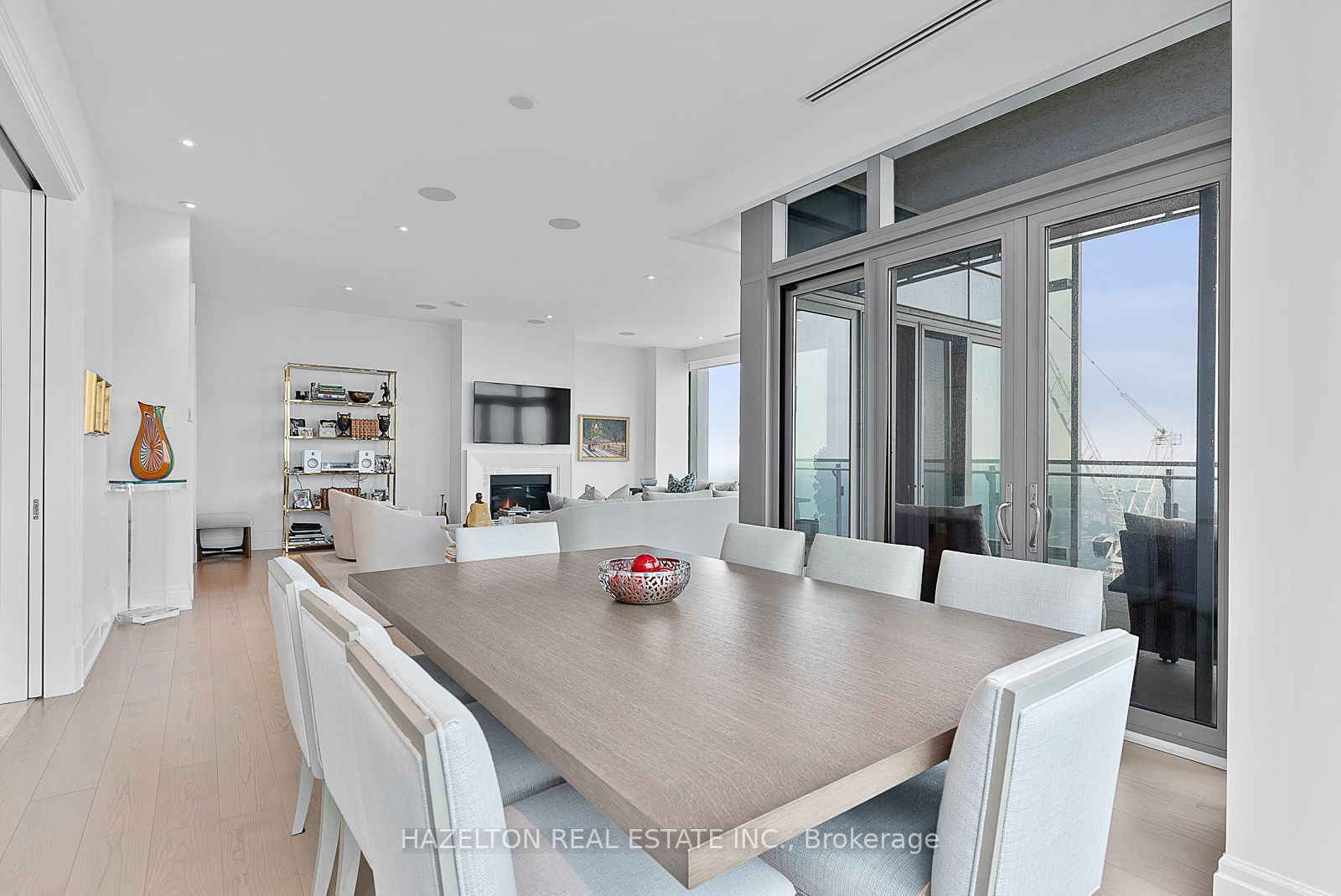 50 Yorkville Ave, unit 4402 for rent - image #11