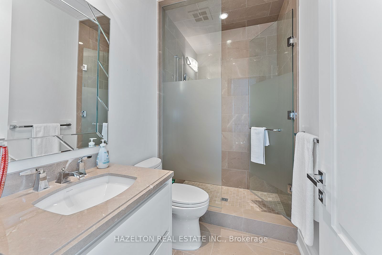 50 Yorkville Ave, unit 4402 for rent - image #31