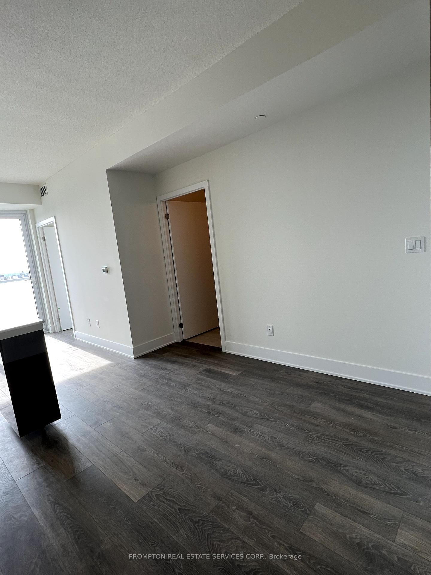 188 Fairview Mall Dr, unit 2303 for rent - image #4