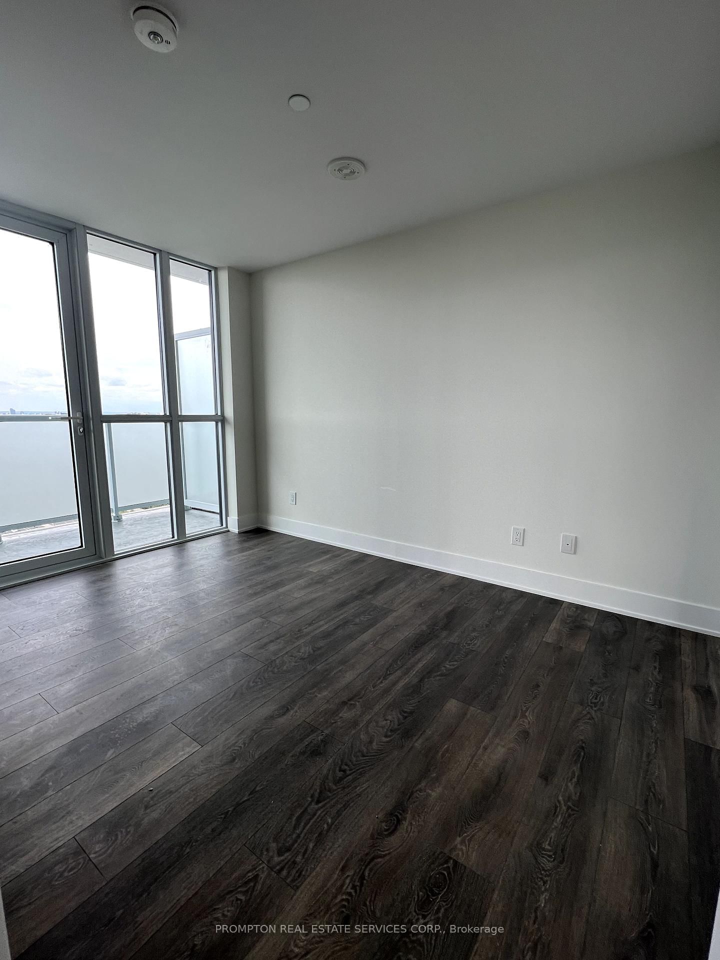 188 Fairview Mall Dr, unit 2303 for rent