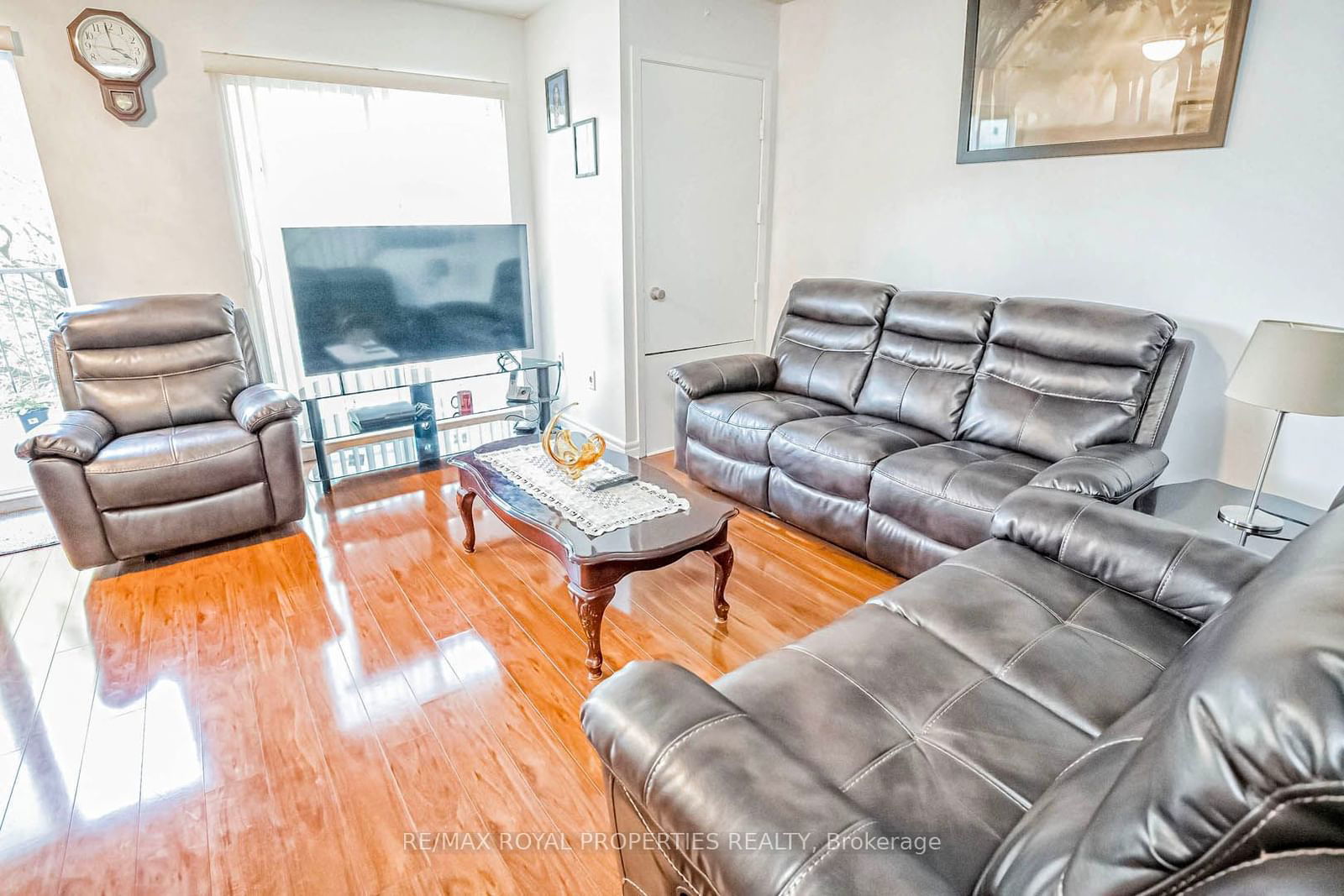 165 Cherokee Blvd, unit 297 for sale - image #10