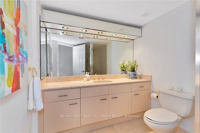 130 Carlton St, unit 1505 for sale - image #31