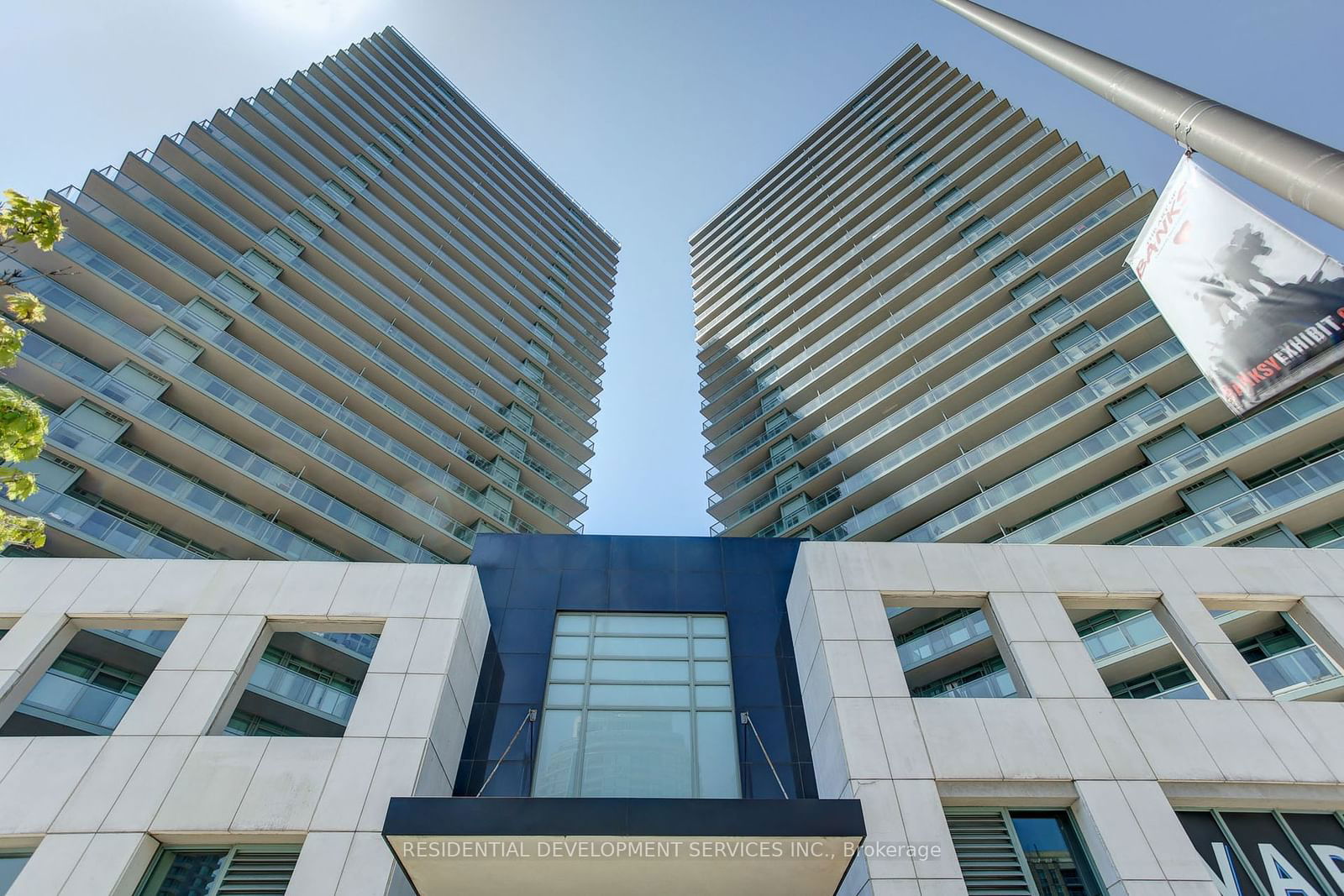 5508 Yonge St, unit 1511 for rent - image #2