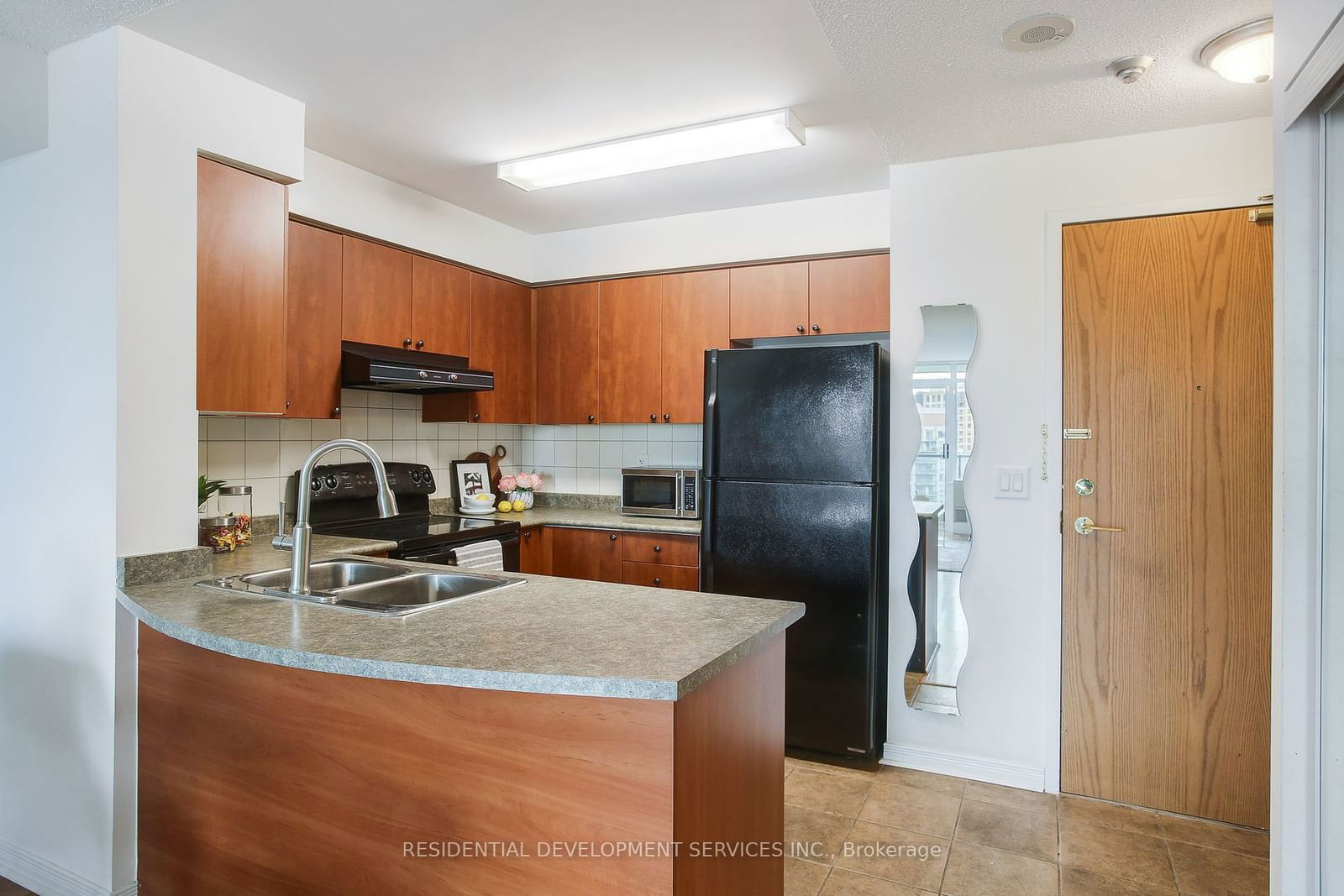 5508 Yonge St, unit 1511 for rent - image #7