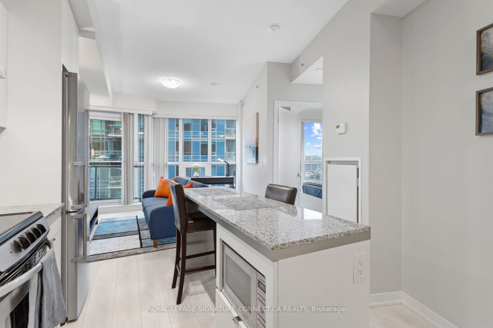 51 East Liberty St, unit 1703 for rent - image #2