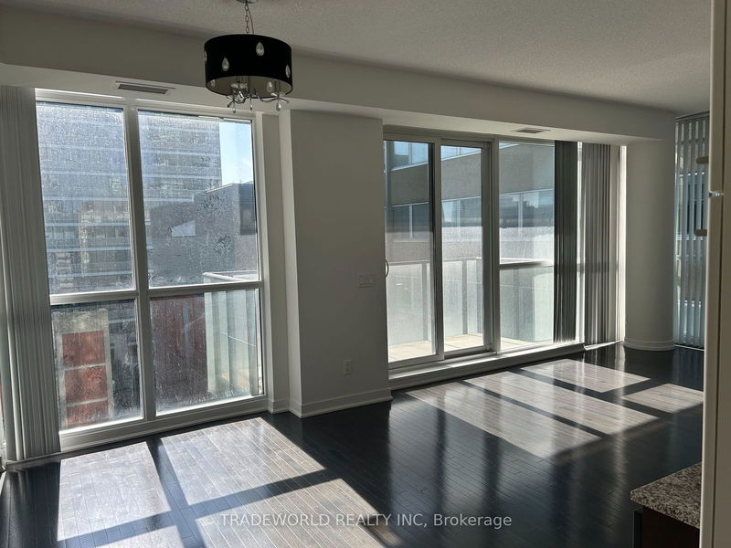 770 Bay St, unit 901 for rent - image #1