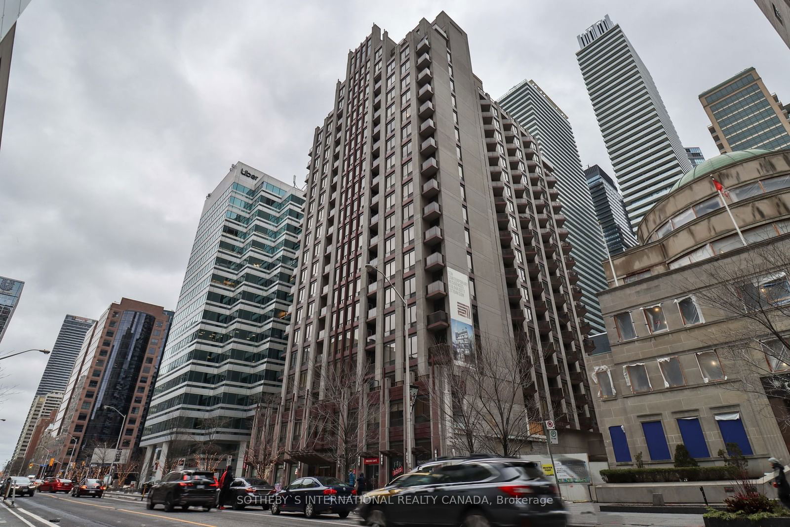 85 Bloor St E, unit 208 for sale