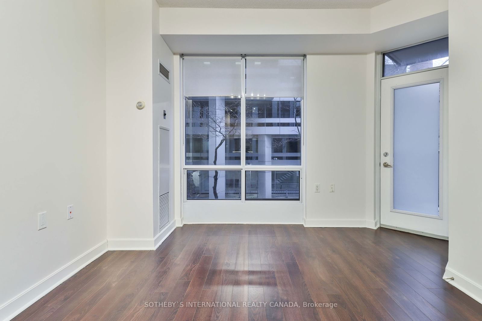 85 Bloor St E, unit 208 for sale