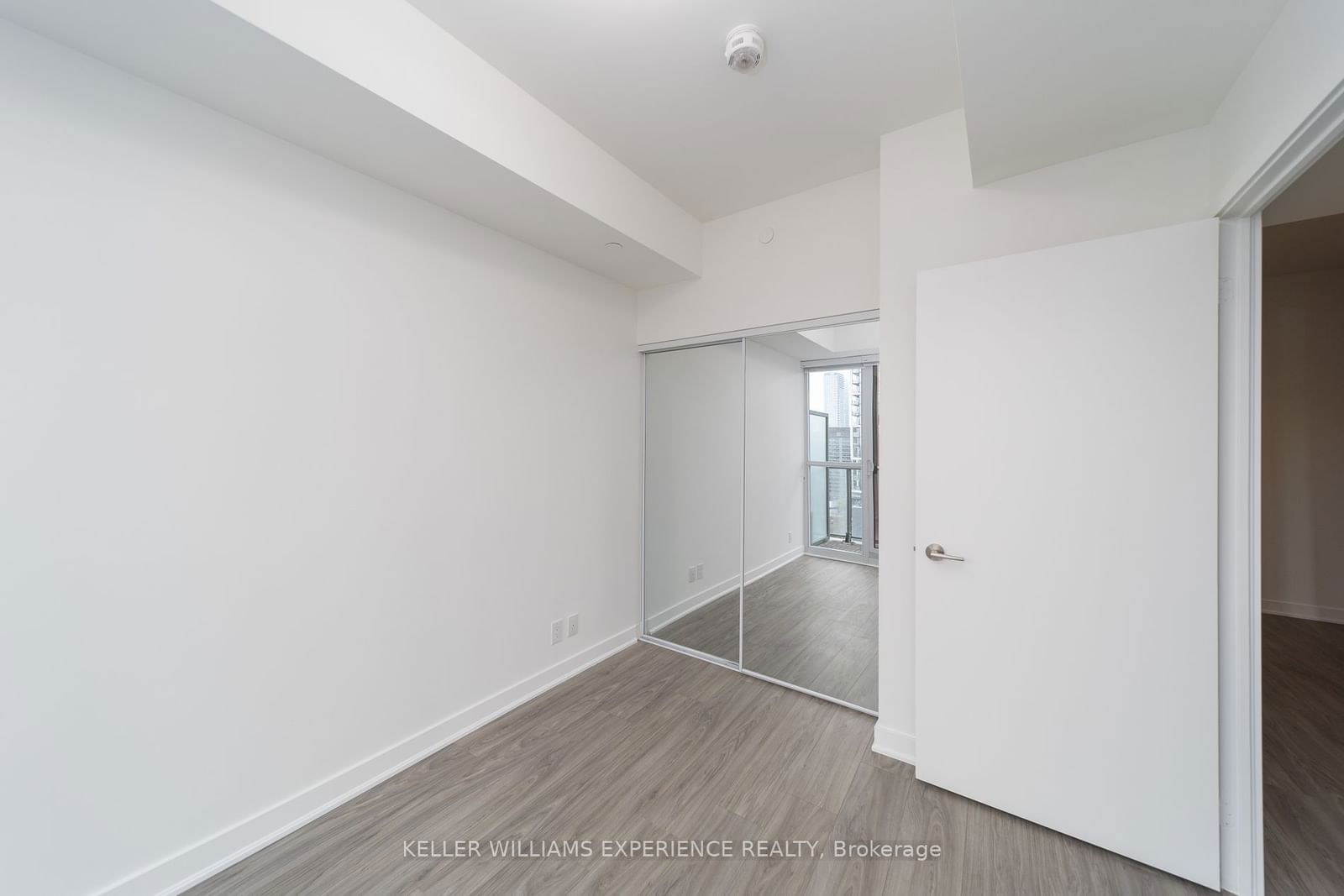 120 Parliament St, unit 1312 for sale