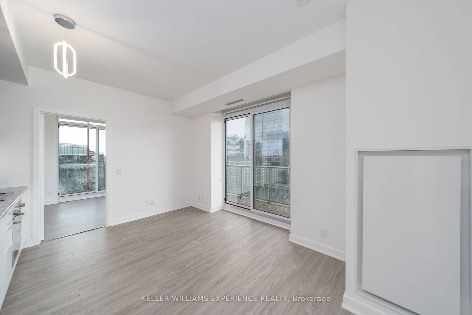 120 Parliament St, unit 1312 for sale - image #7