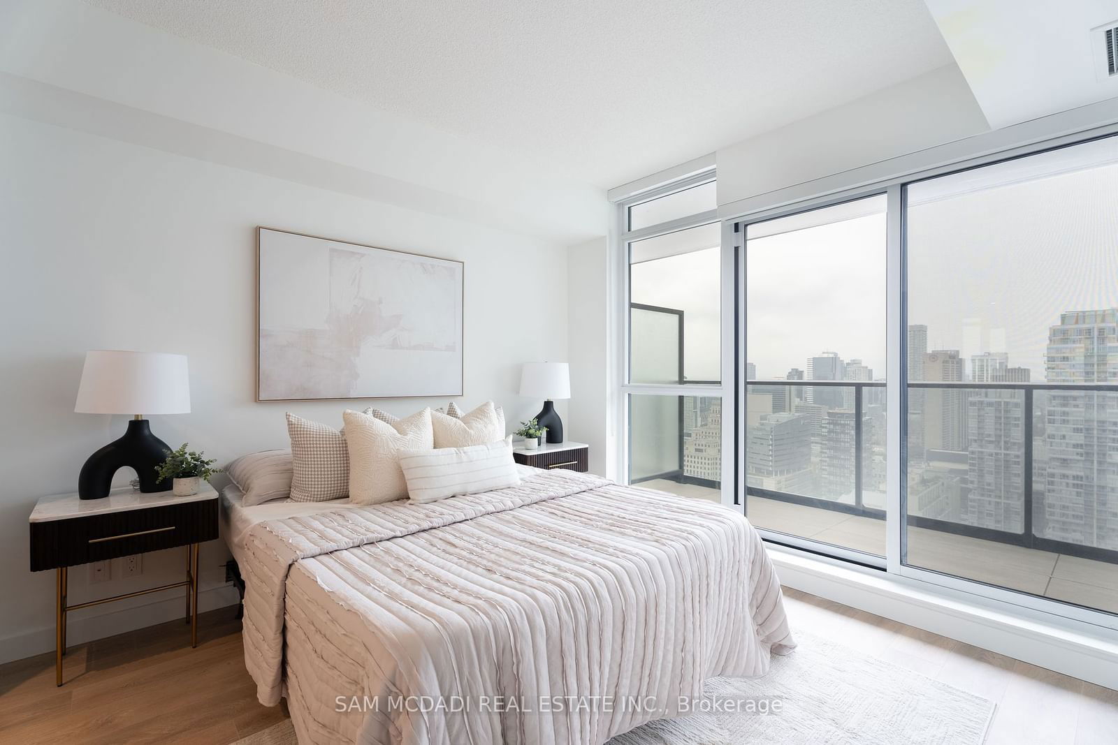 38 Widmer St, unit 4302 for sale - image #8