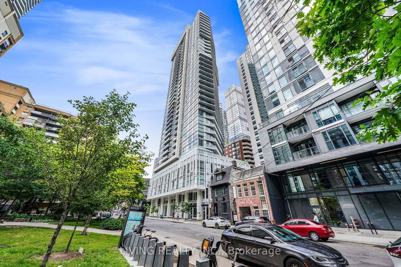 77 Mutual St, unit 1701 for sale - image #1