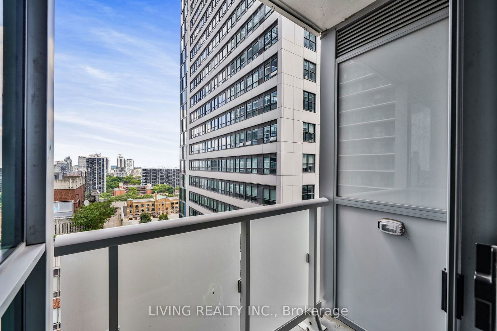 77 Mutual St, unit 1701 for sale - image #13