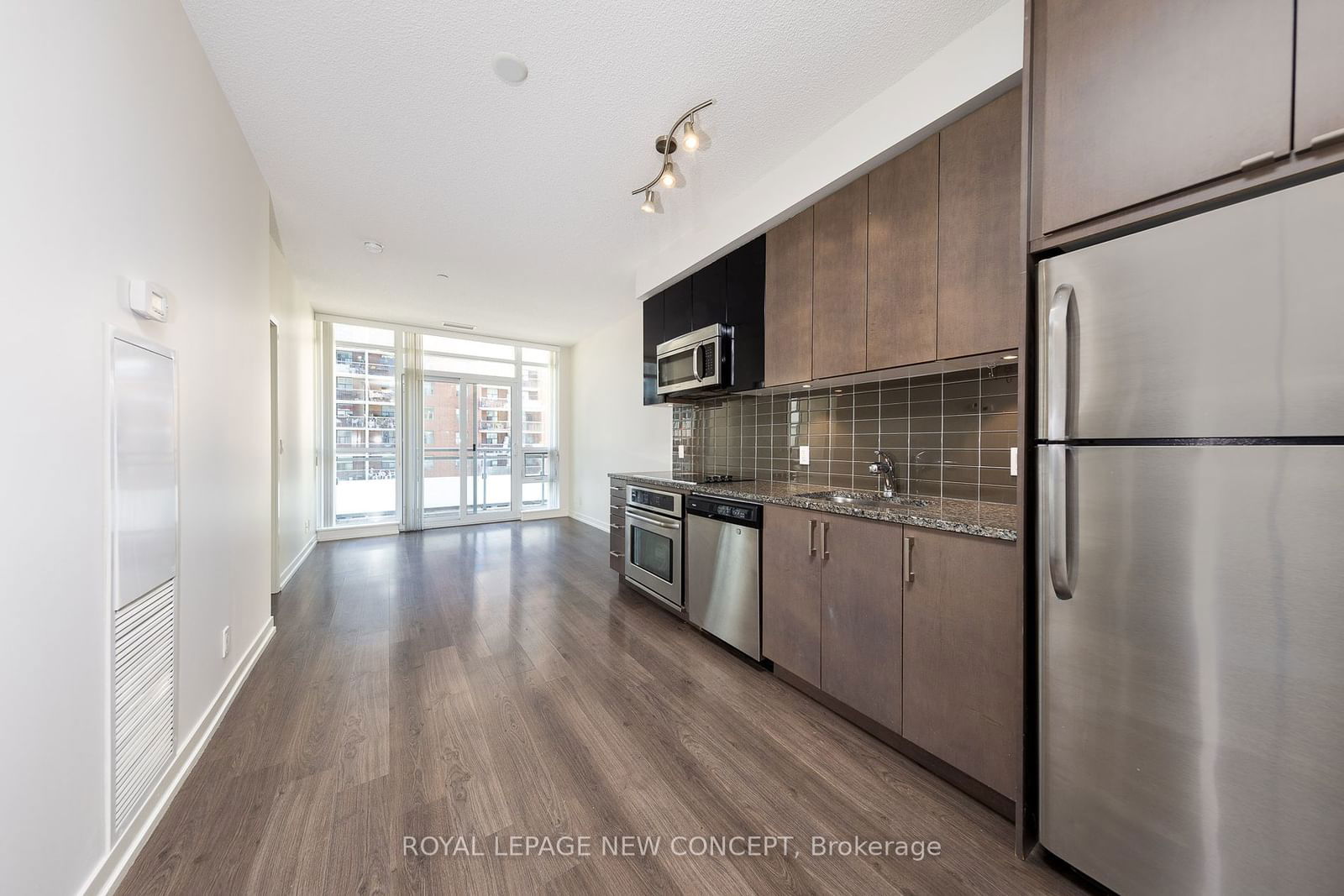 98 LILLIAN St N, unit 413 for sale - image #32