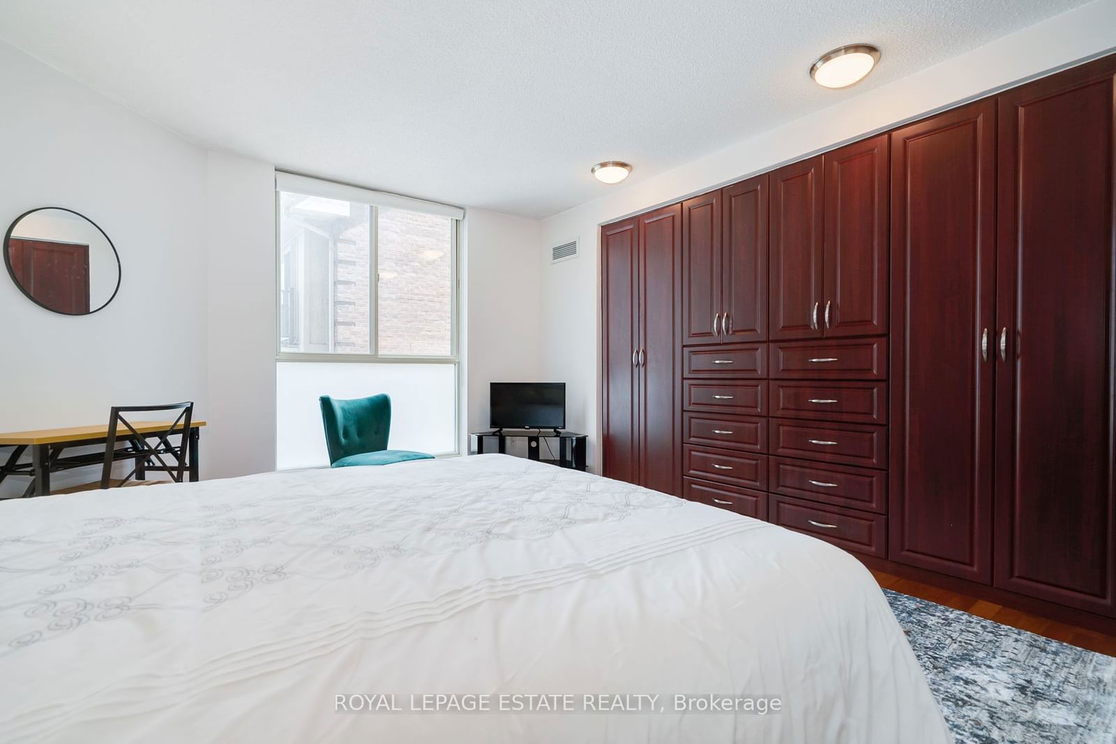 1055 Bay St, unit 205 for sale