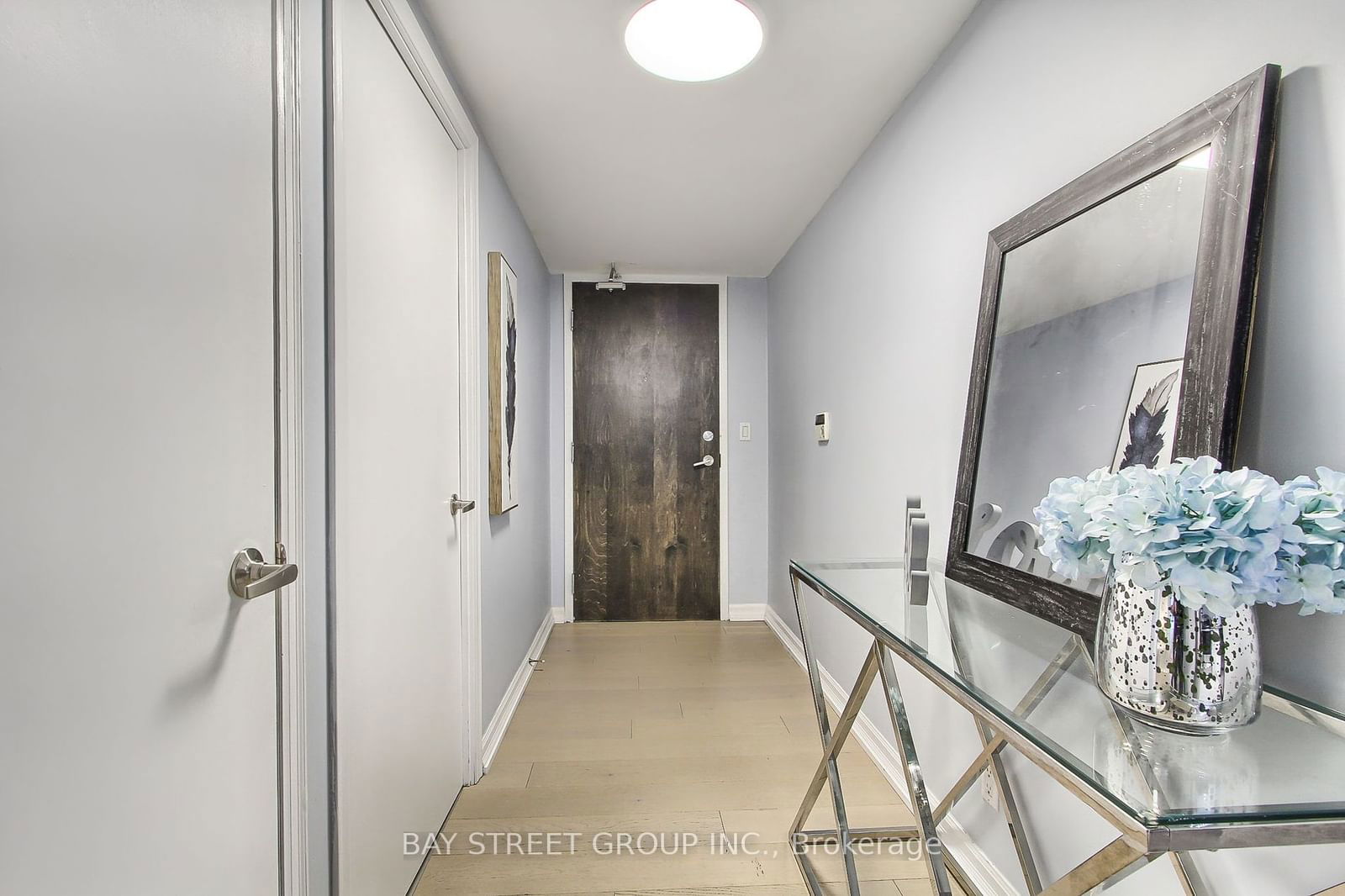 22 Wellesley St E, unit 1508 for sale - image #5