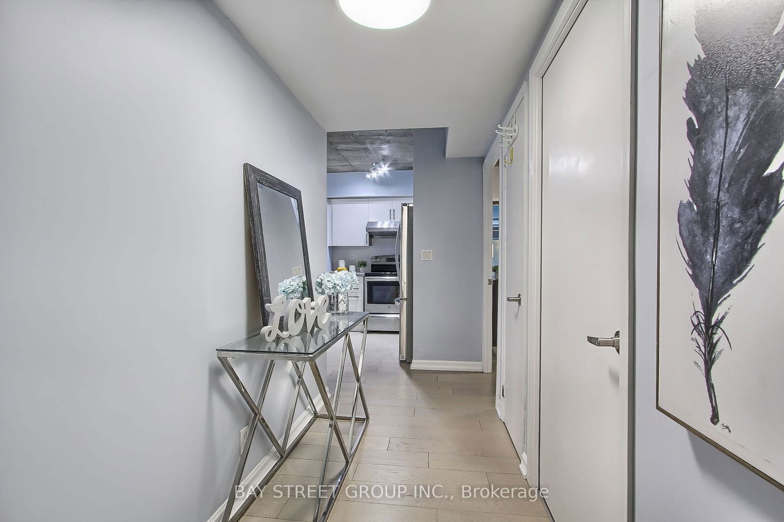 22 Wellesley St E, unit 1508 for sale