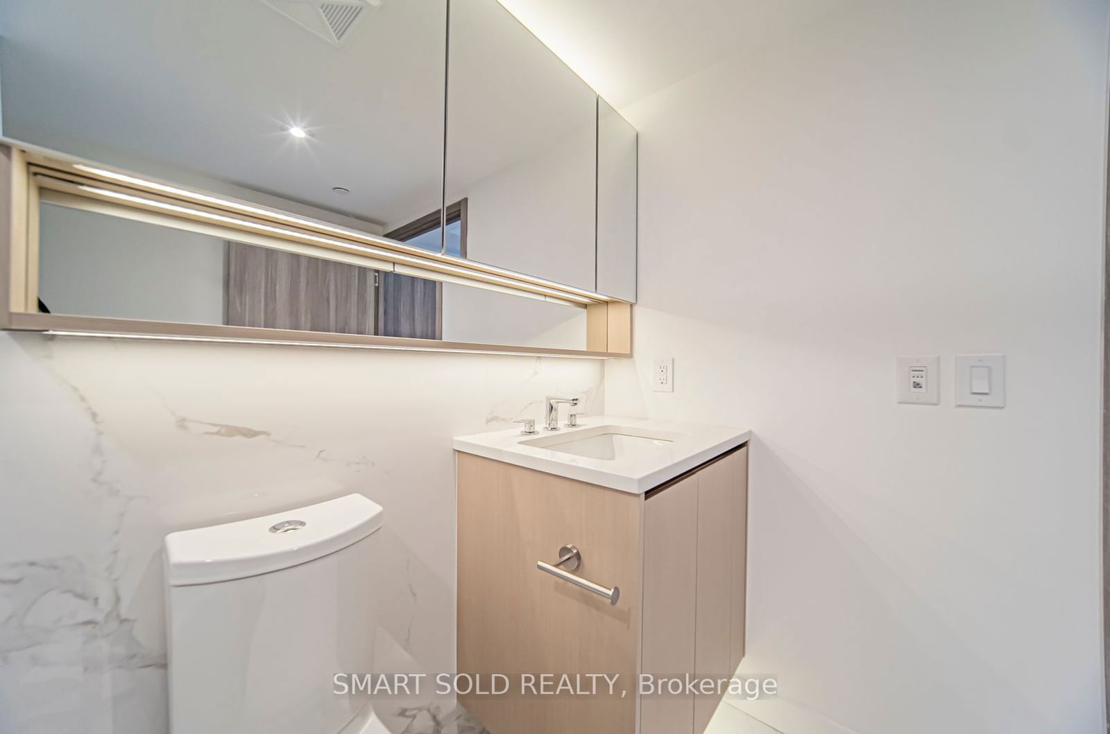 38 Widmer St, unit 2811 for sale - image #5