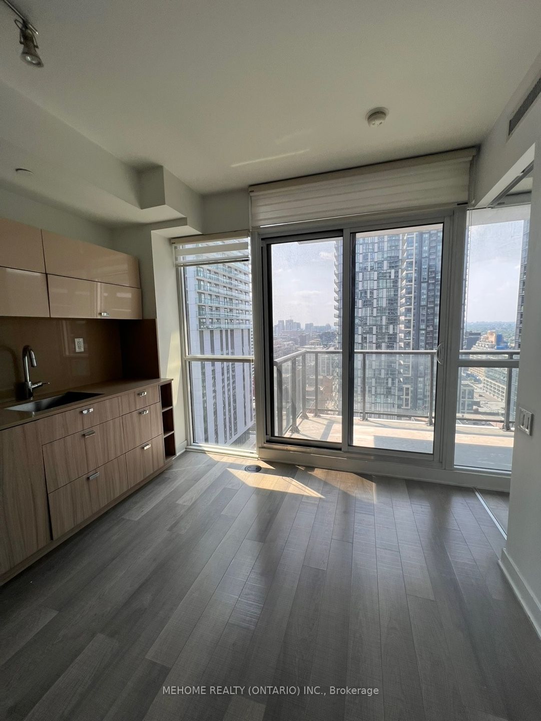 290 Adelaide St W, unit 2412 for sale - image #13