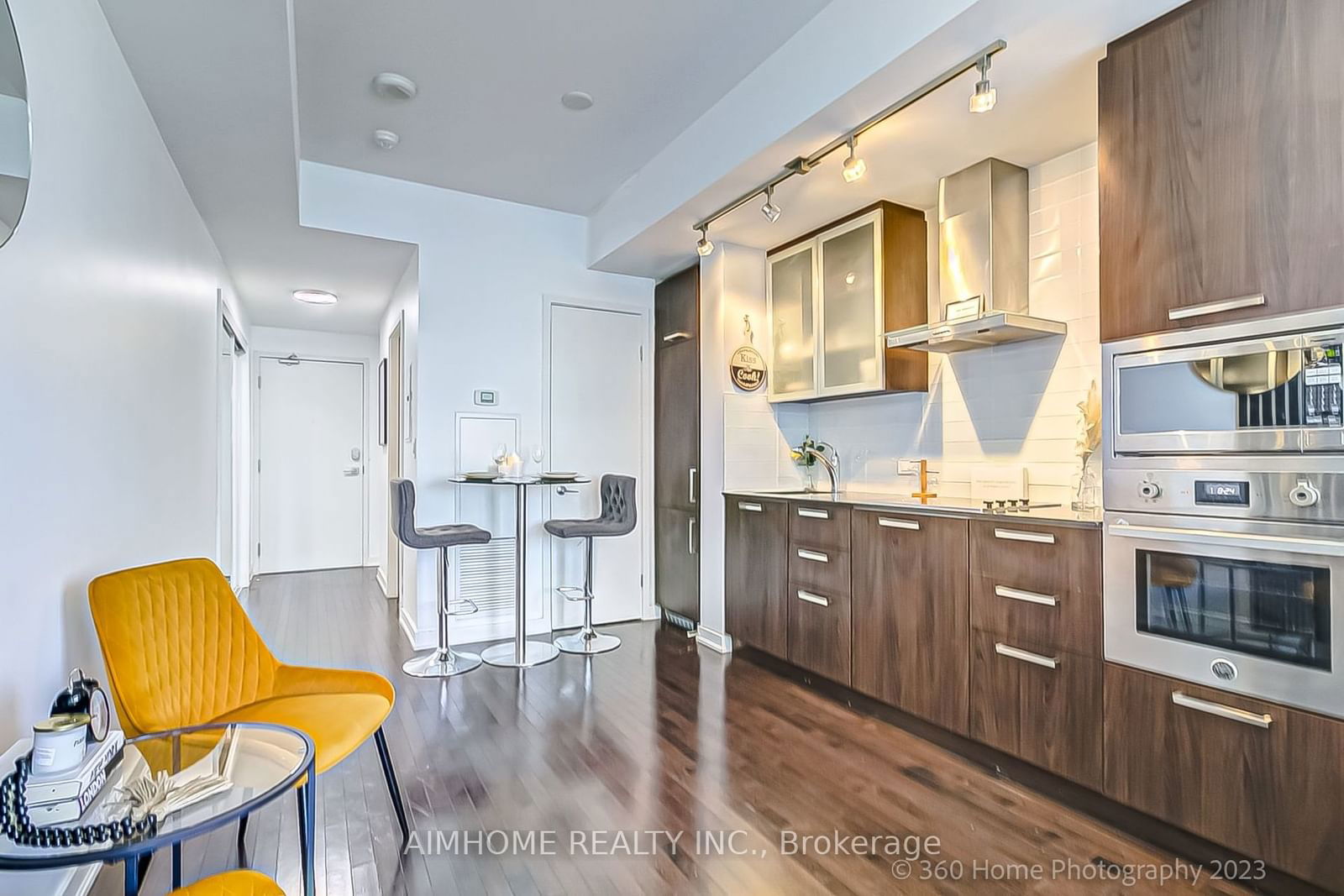 12 York St, unit 4008 for sale - image #12