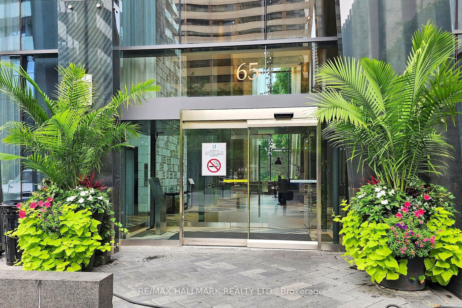 65 St Mary St, unit 3607 for sale - image #6