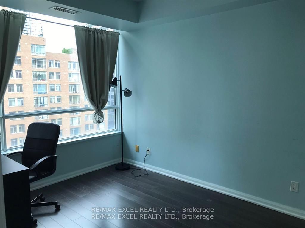 111 Elizabeth St, unit 1616 for rent