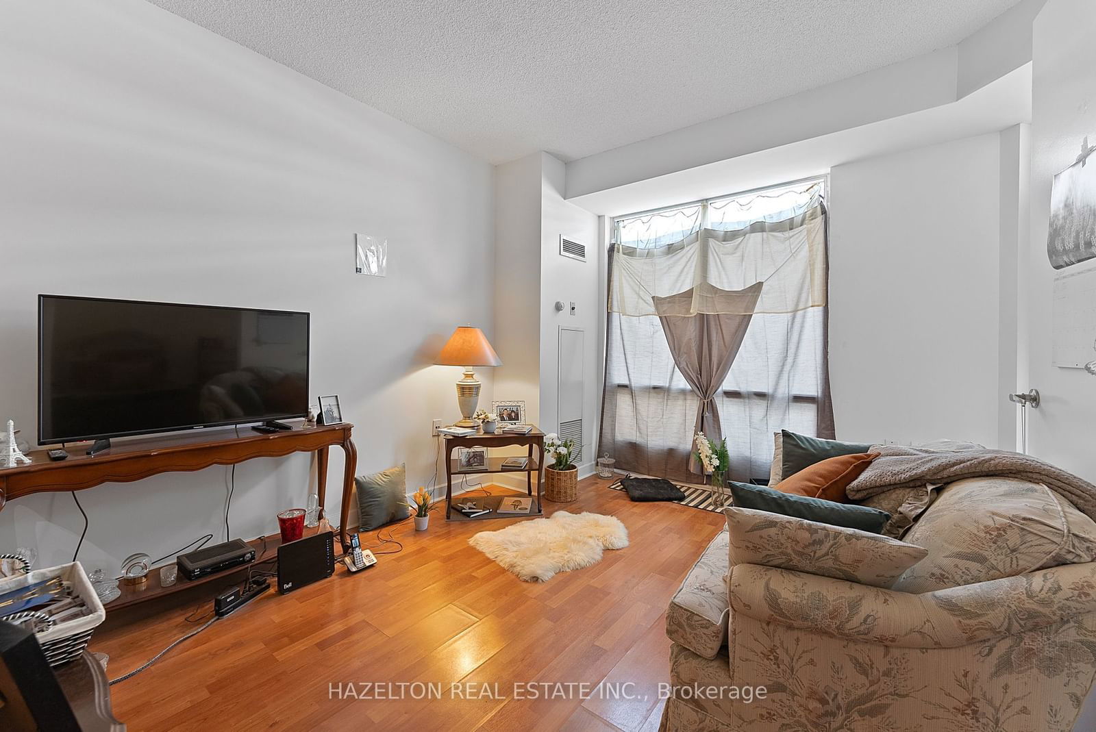 85 Bloor St E, unit 1709 for sale