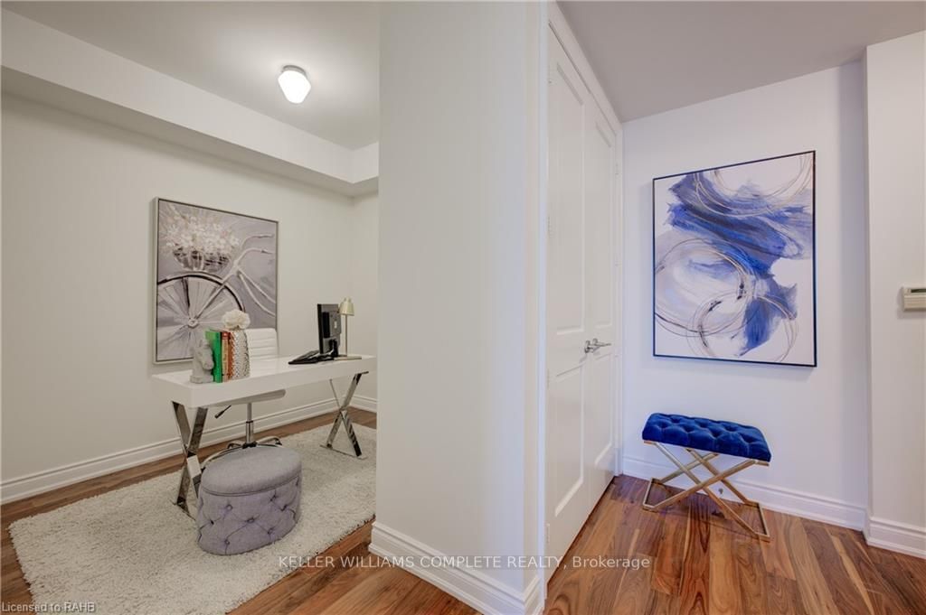 388 Yonge St, unit 7116 for sale - image #11