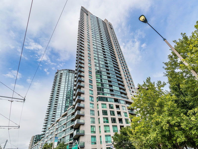 215 Fort York Blvd, unit 712 for sale - image #1