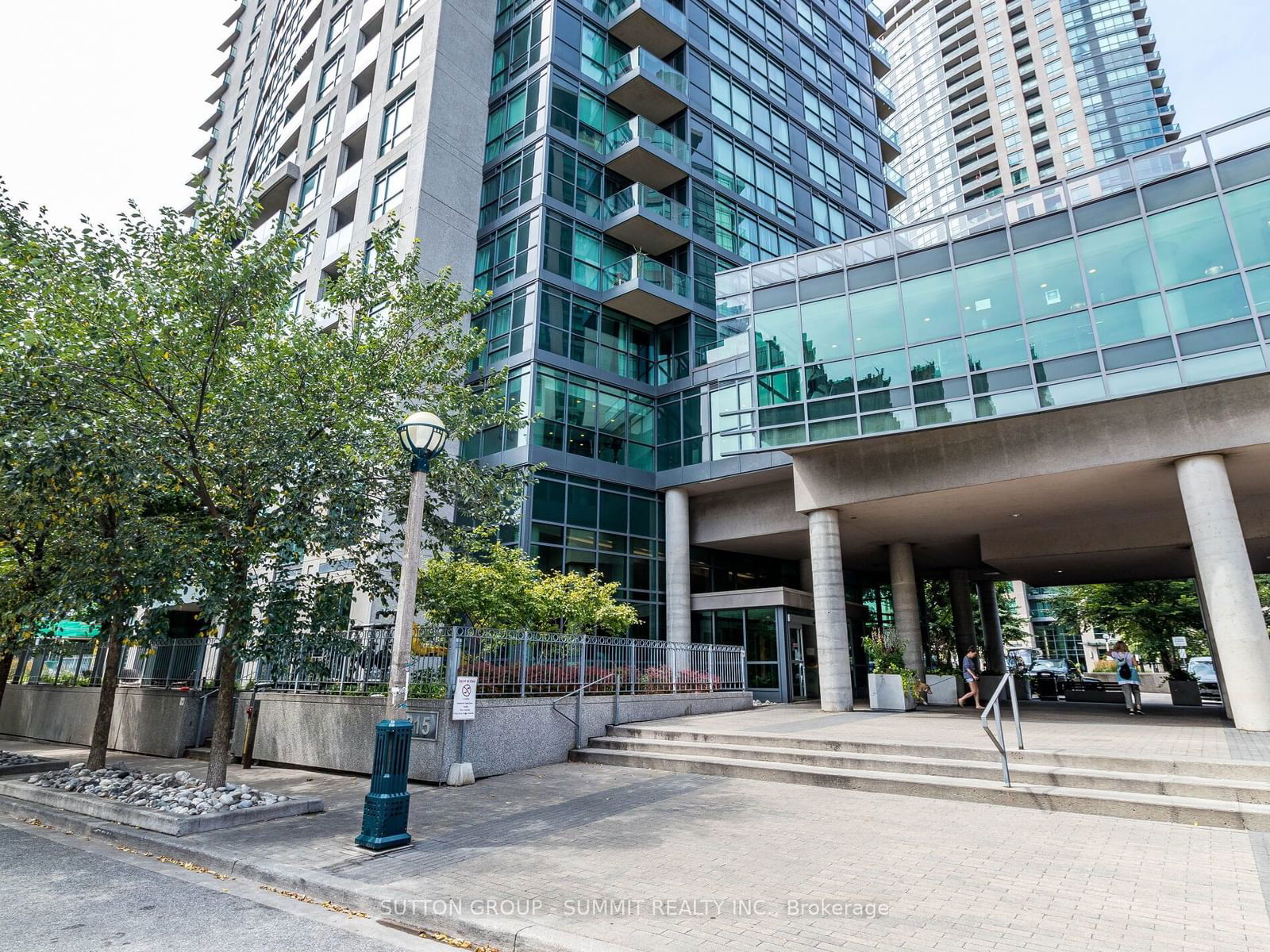 215 Fort York Blvd, unit 712 for sale - image #3