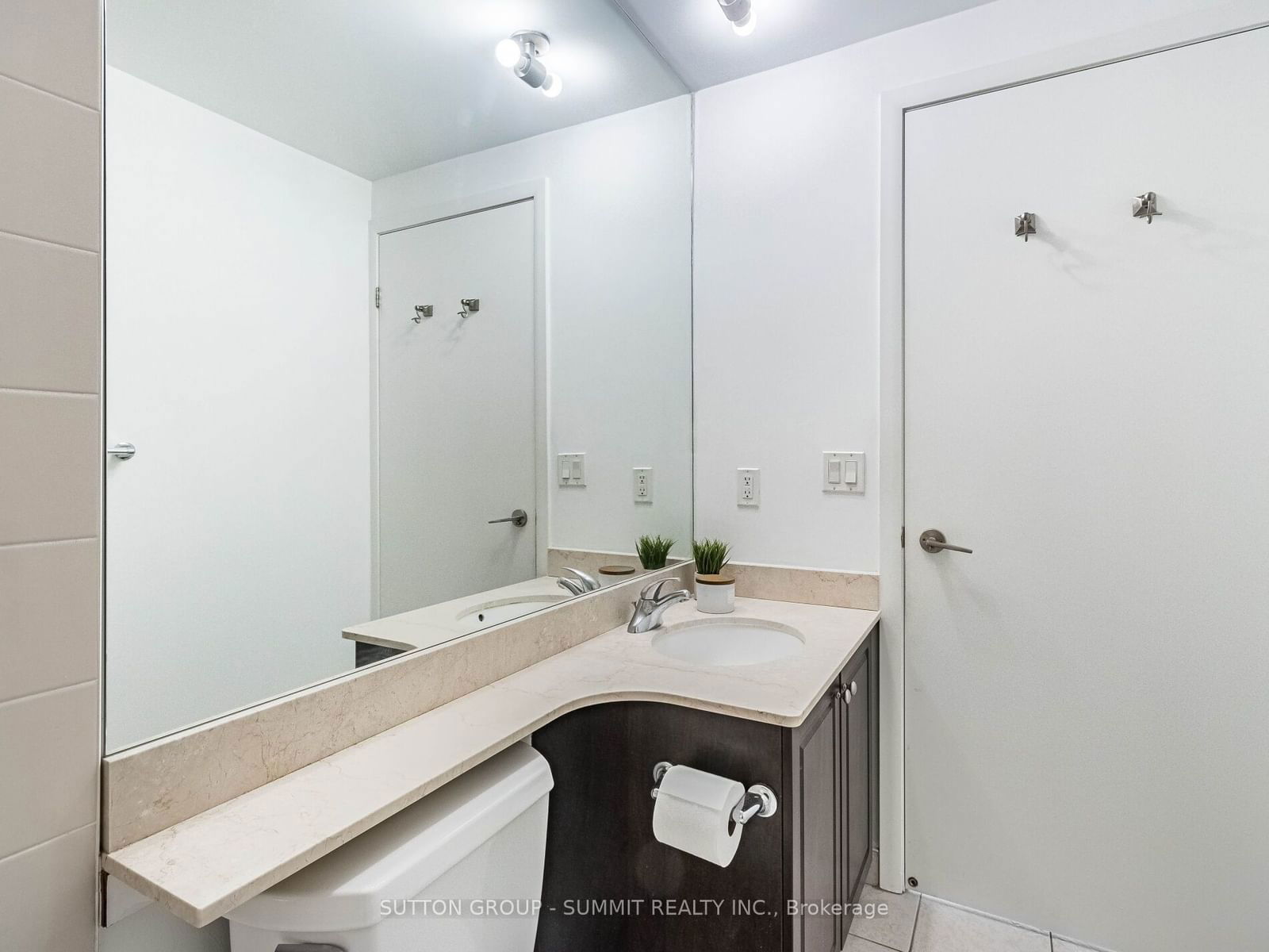 215 Fort York Blvd, unit 712 for sale - image #31