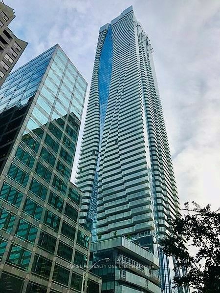 1 Bloor St E, unit 3704 for rent - image #1