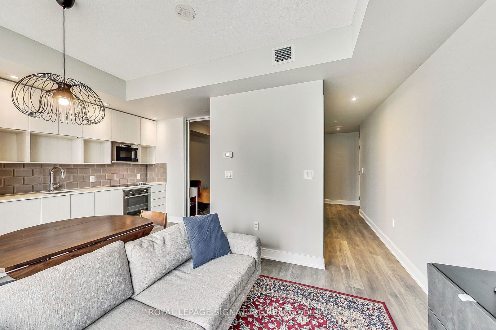 89 McGill St, unit 2912 for rent - image #5