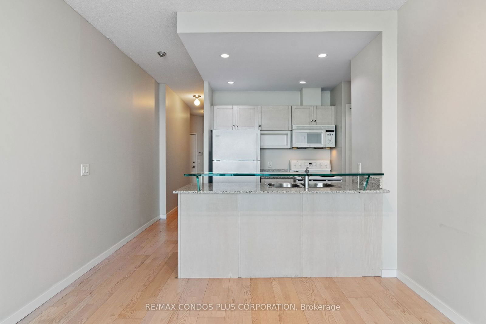 8 York St, unit 2507 for sale - image #13