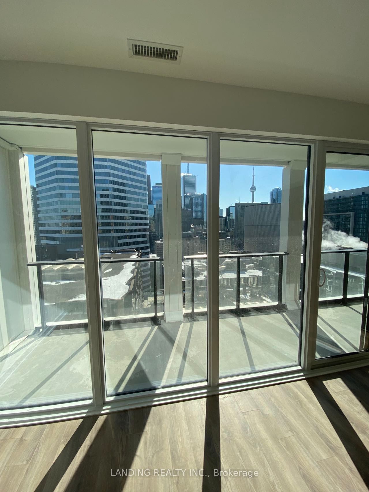 20 Edward St, unit 1910 for rent - image #4