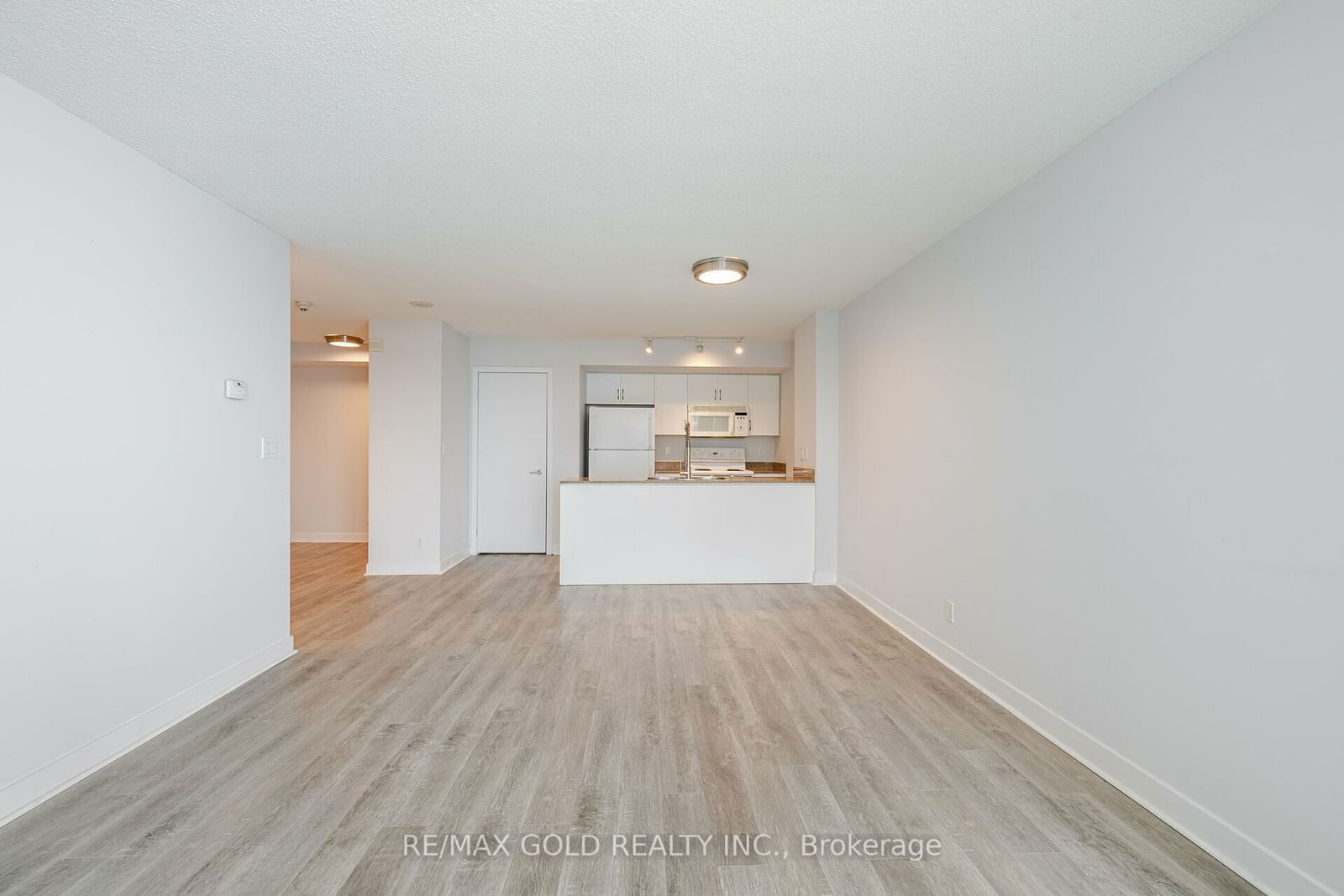 81 NAVY WHARF Cres, unit 2916 for rent - image #14