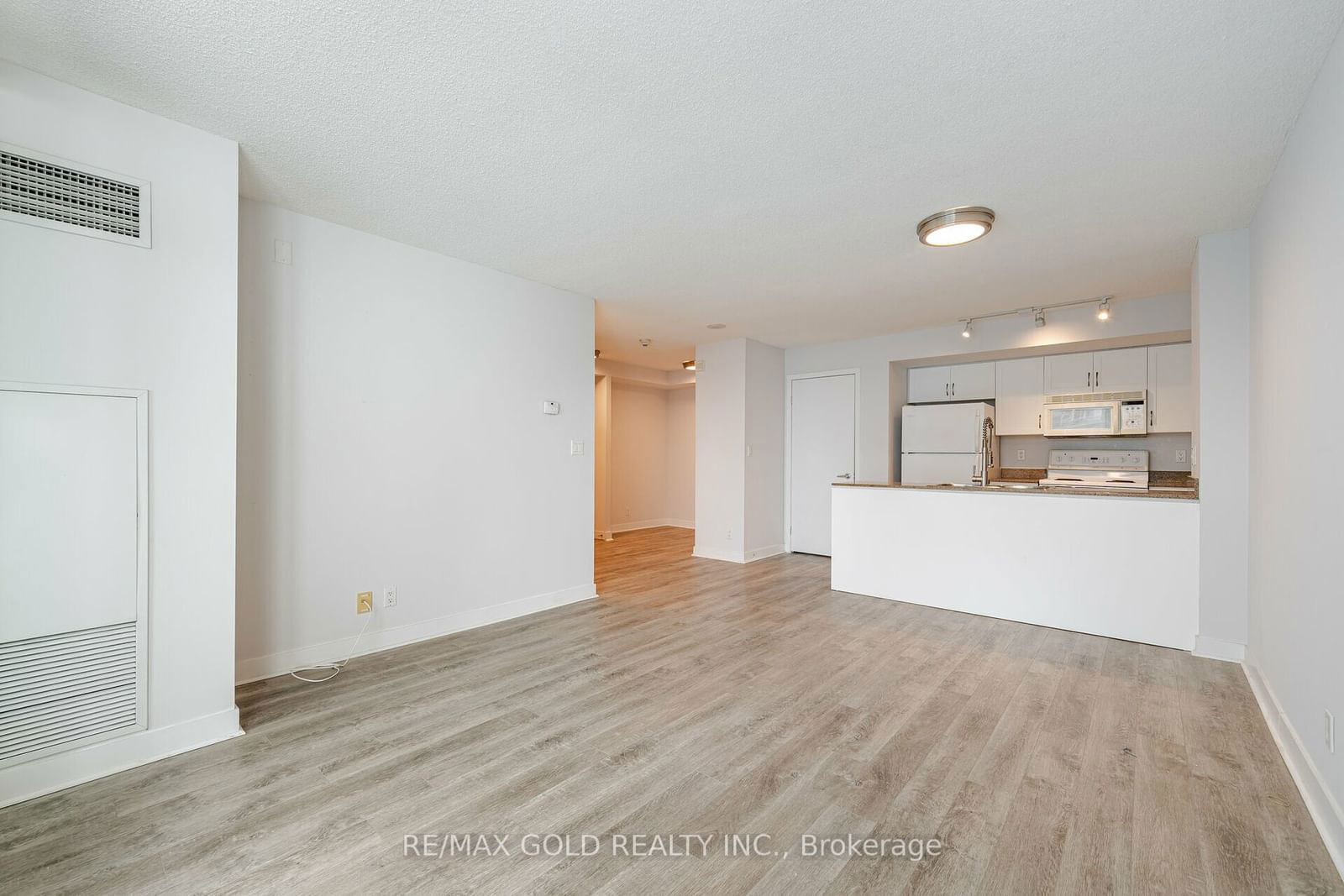 81 NAVY WHARF Cres, unit 2916 for rent - image #15