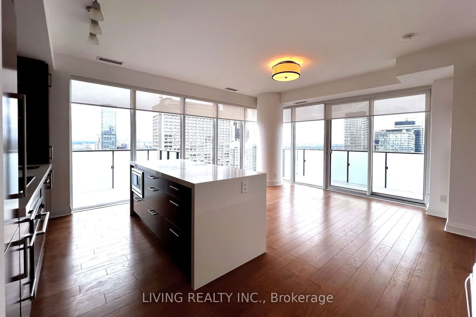 1080 Bay St, unit 4310 for rent - image #1