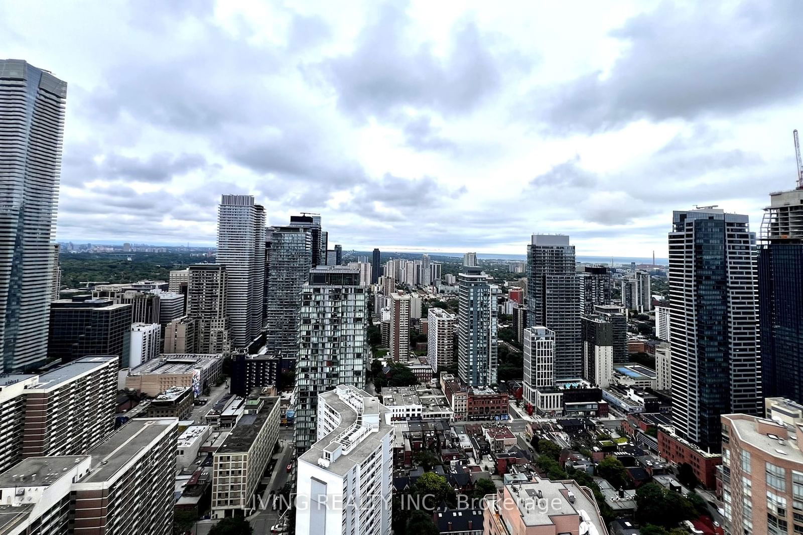 1080 Bay St, unit 4310 for rent - image #10